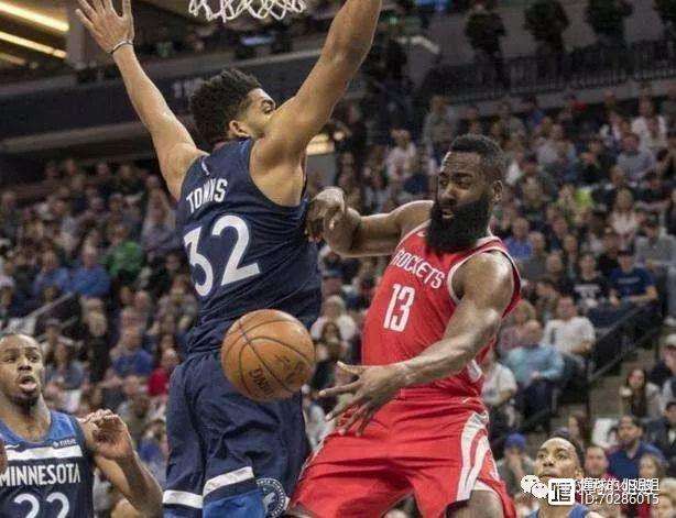 九游娱乐-关于NBA季后赛倒计时，上海申花最后时刻止住颓势，细节引发关注，话题不断，轮换策略被讨论的信息